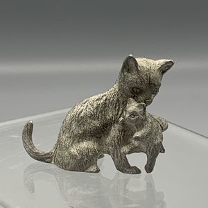 Spoonitques Pewter Miniature Mother Cat Carrying Kitten Figurine Fairy Garden